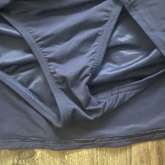 LANDS’ End | Navy Swimsuit Skirt Bottom - Picture 3 of 5